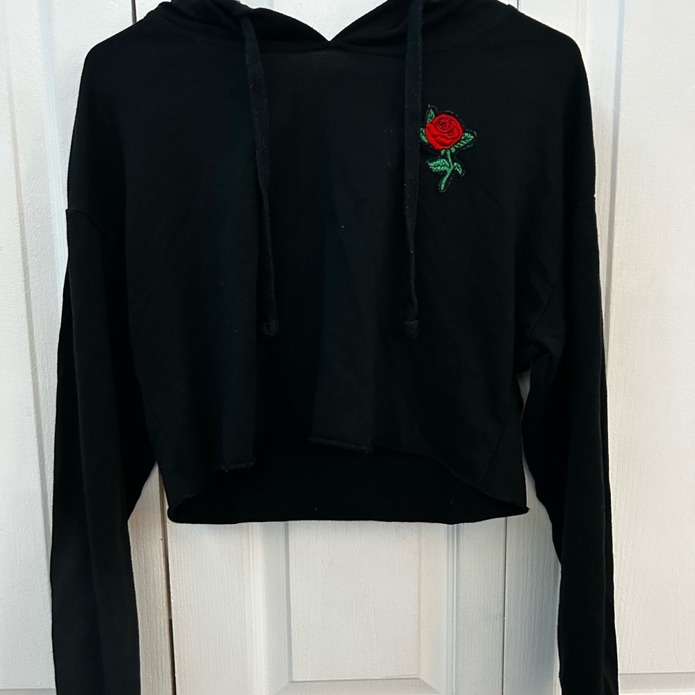 SHEIN Black Red Cropped Hoodie Long Sleeve